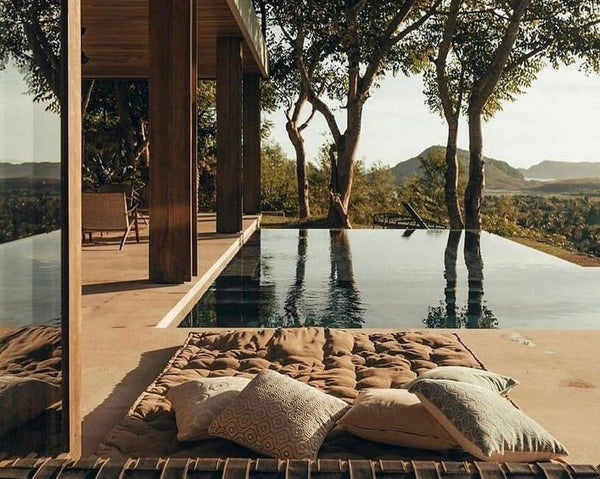 Luxury outdoor furniture 